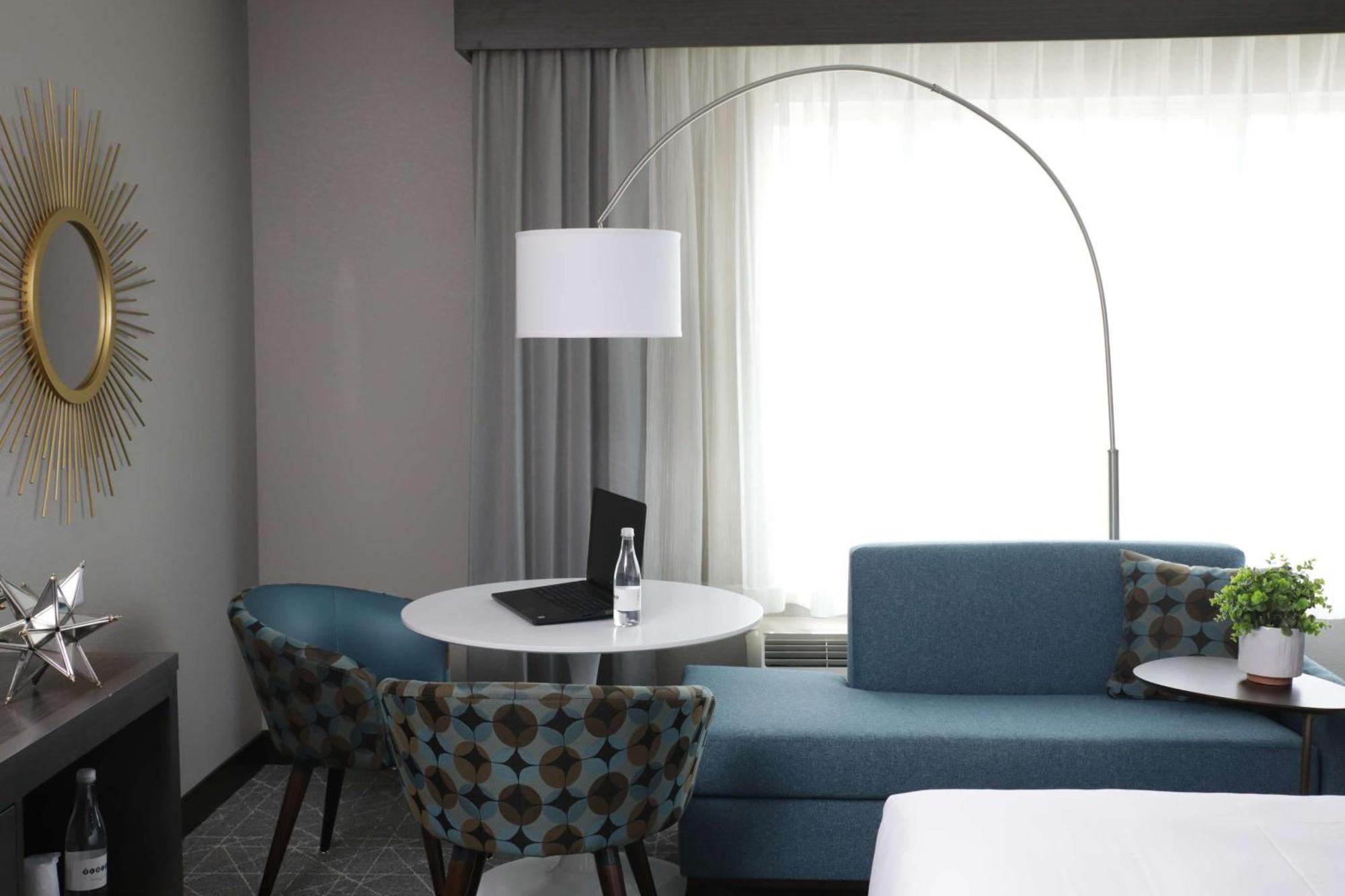 Hotel The Rewind West Des Moines, Tapestry Collection By Hilton Extérieur photo